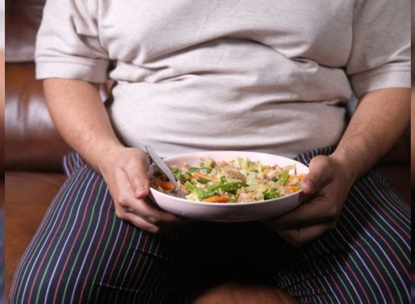 obezite-kanseri-ve-diyabeti-de-getiriyor